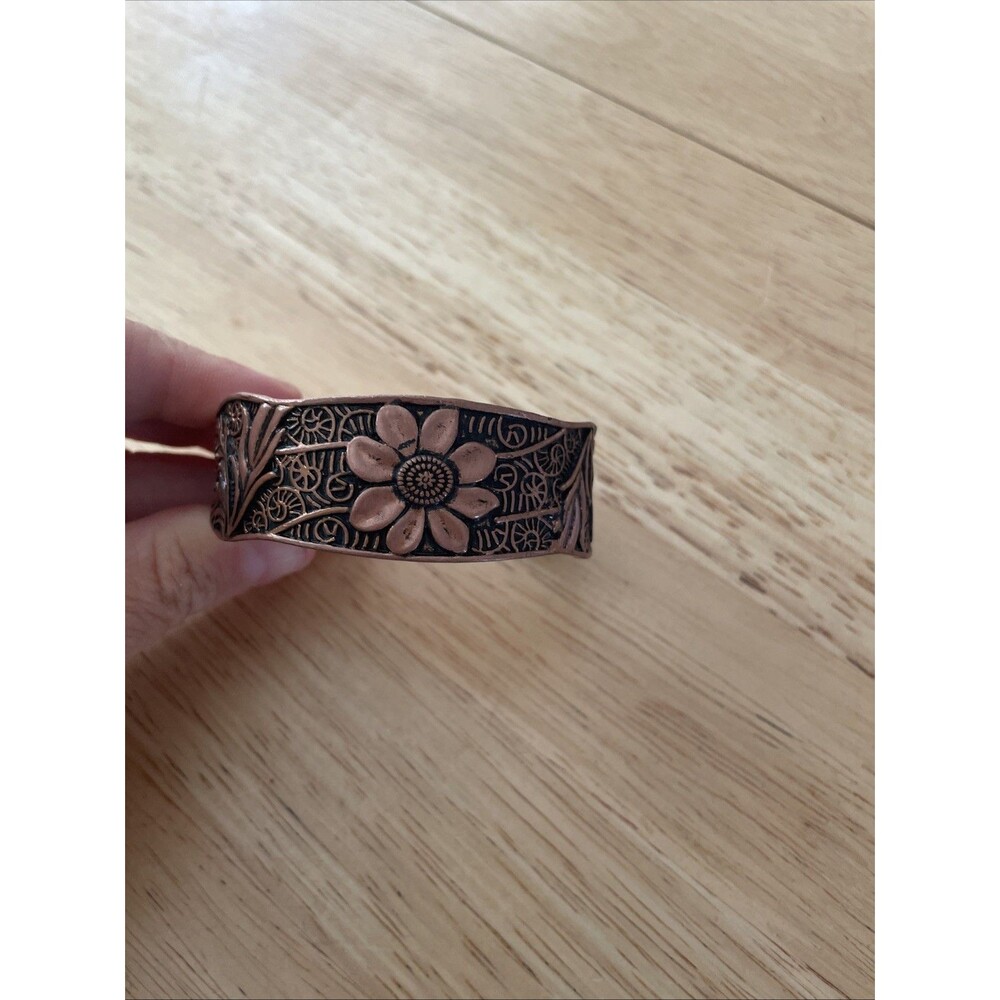 Paparazzi Daisy Paradise Copper Cuff Bracelet Sunflower Wildflowers Spiral Shell